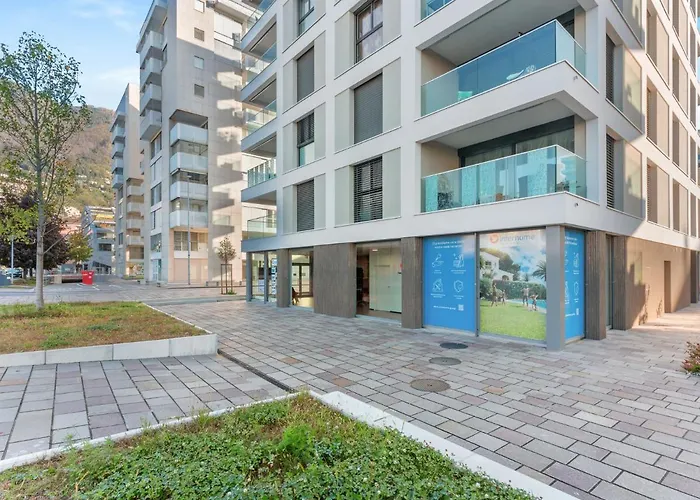 Loctowers A3-4-3 By Interhome Λοκάρνο