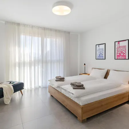 Loctowers A3-4-3 By Interhome דירה *